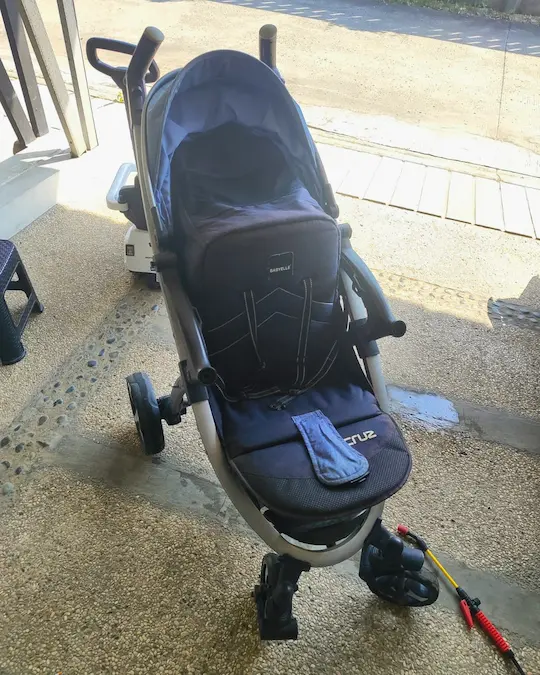 Stroller bayi setelah dicuci oleh Indeep Cleaning